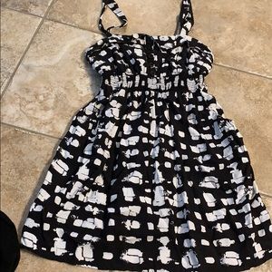 Cute summer dress with pockets. Size Small